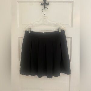 Banana Republic Black Mini Skirt Size 8
